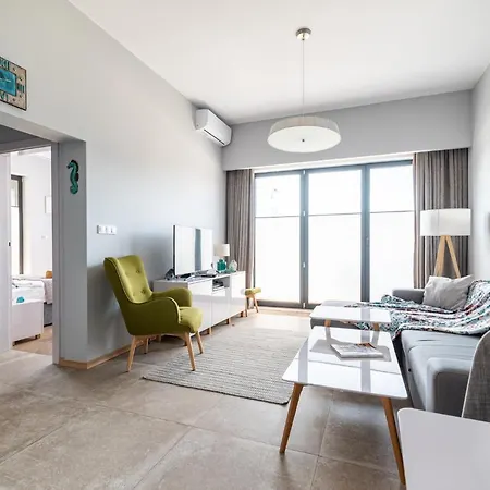 Sloneczny Bulwar ウストカ