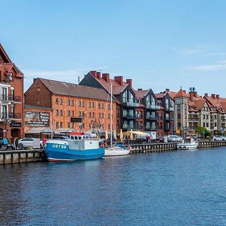 Sloneczny Bulwar * ウストカ